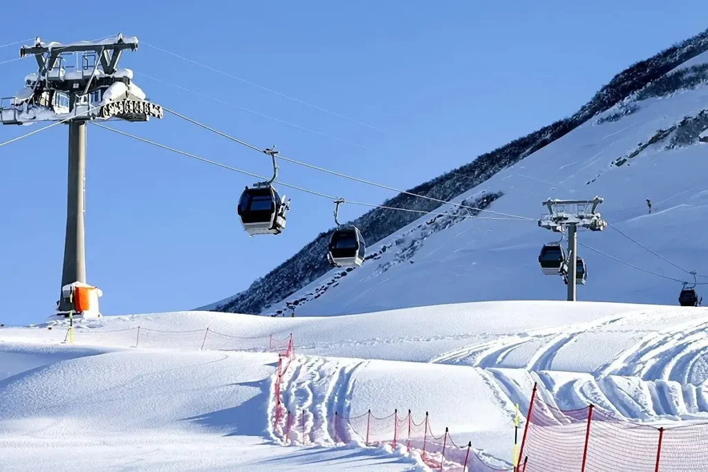 تلفريك شاهداغ (Shahdag Cable Car System)