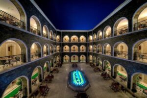 فندق قفقاز كارفانساراي