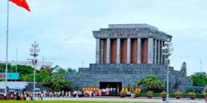 ضريح هو تشي منه