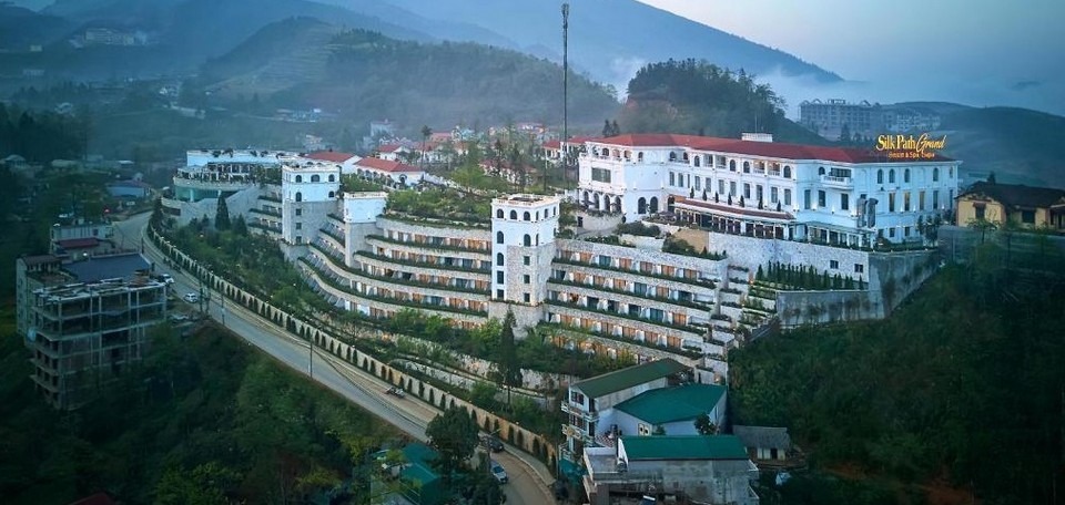 منتجع سيلك باث جراند