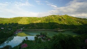 بحيرة سيرا جول