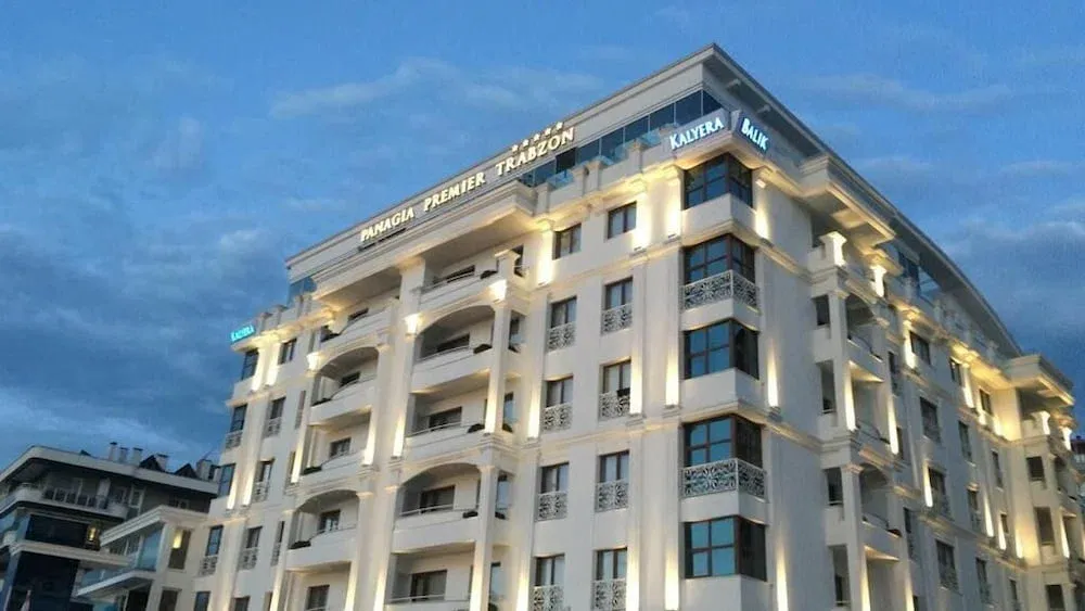 فندق باناجيا سويت