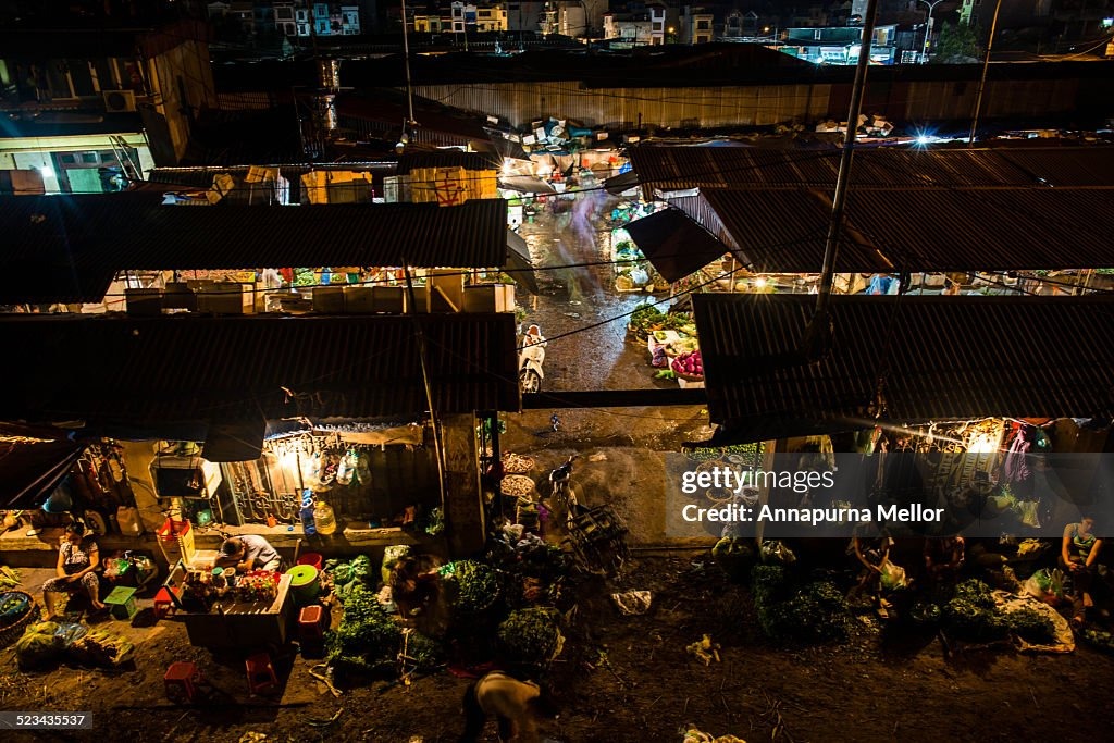 سوق لونغ بيان هانوي