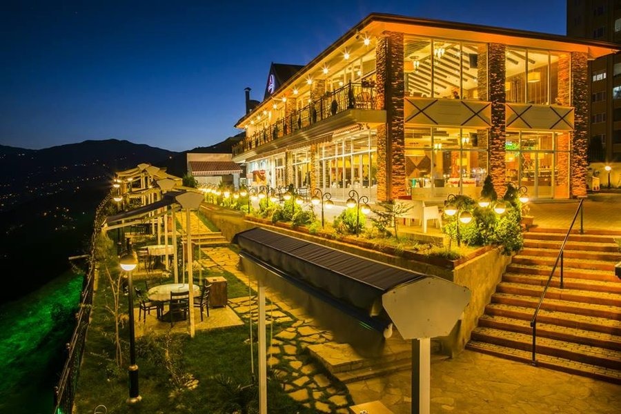 مطعم أكبينار طرابزون