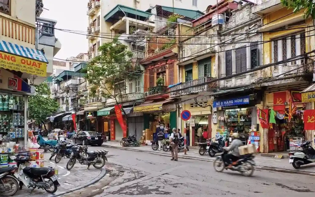 الحي القديم في هانوي (Old Quarter) الحي القديم في هانوي (Old Quarter)