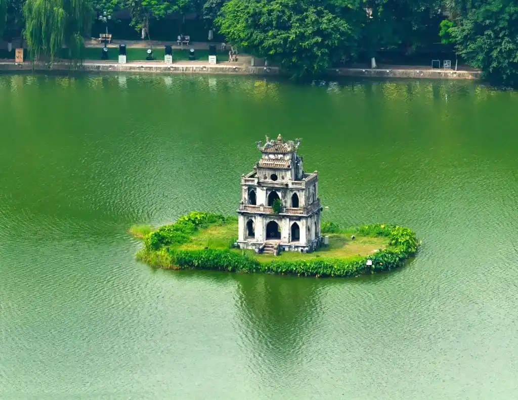 بحيرة هوان كيم (Hoan Kiem Lake) بحيرة هوان كيم (Hoan Kiem Lake)
