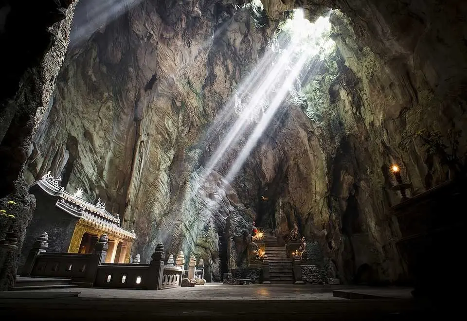 جبال الرخام (Marble Mountains)