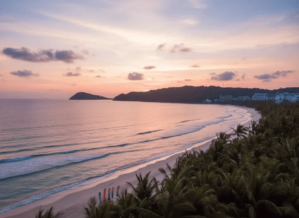 شاطئ كيم بيتش (Khem Beach)
