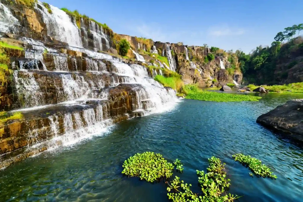 شلال بونغور – Pongour Waterfall