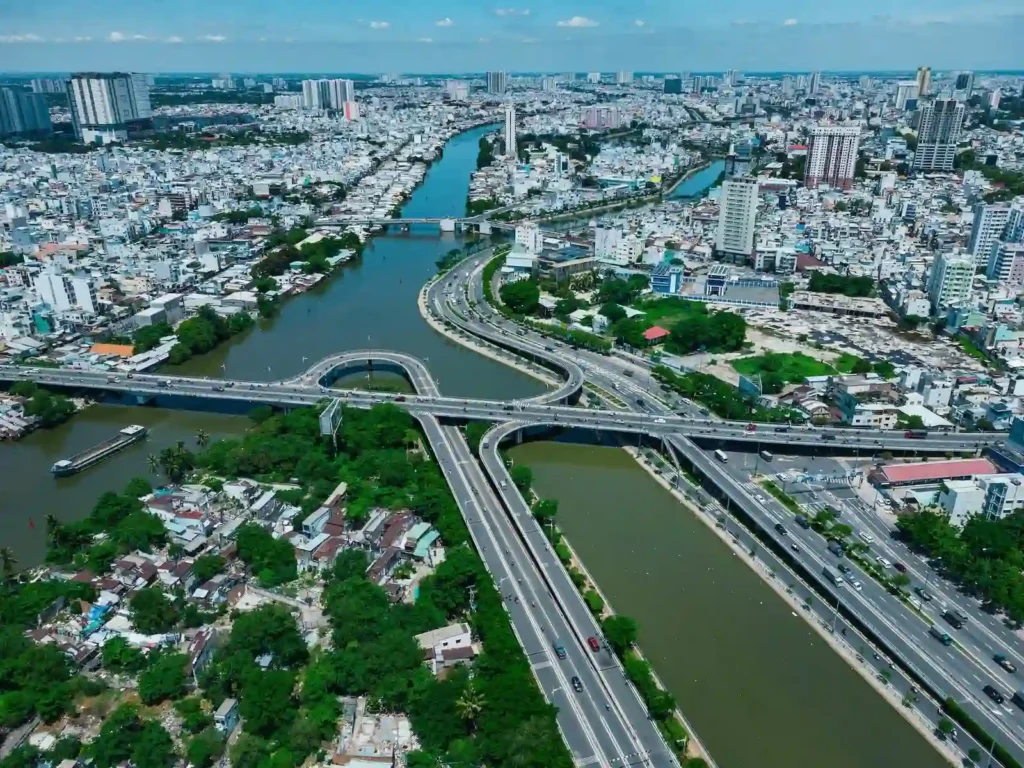 نهر سايغون (Saigon River) نهر سايغون (Saigon River)