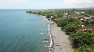 شاطئ لوفينا