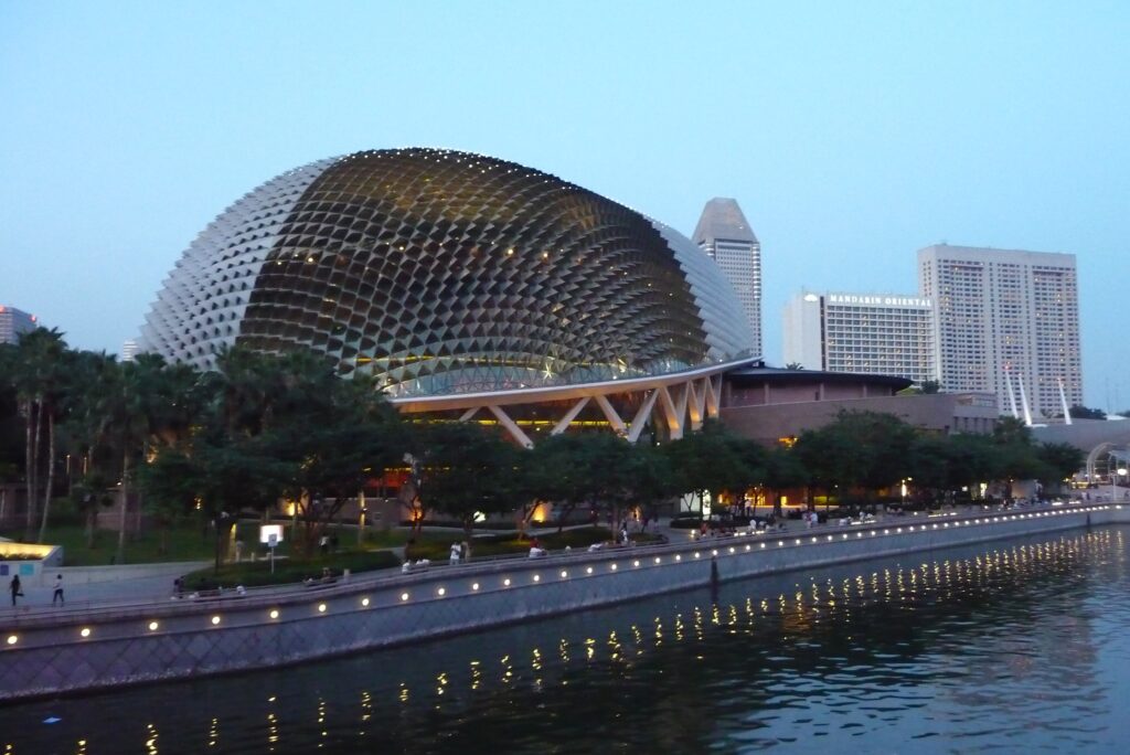 إسبلاناد سنغافورة