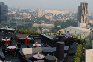 مطعم بلو سكاي بانكوك