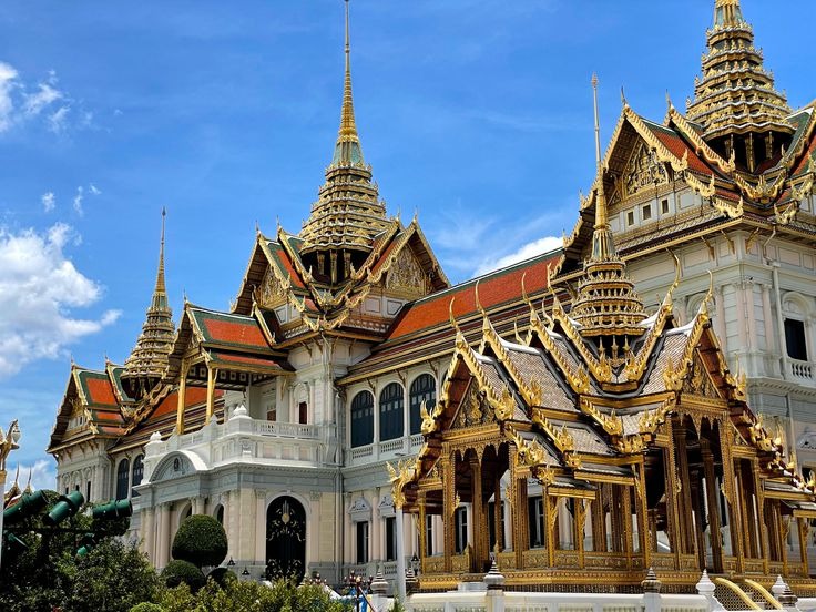 القصر الملكي الكبير