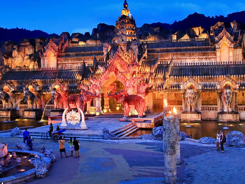 منتزه فنتازيا بوكيت