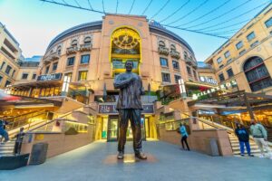 مركز نيلسون مانديلا سكوير للتسوق