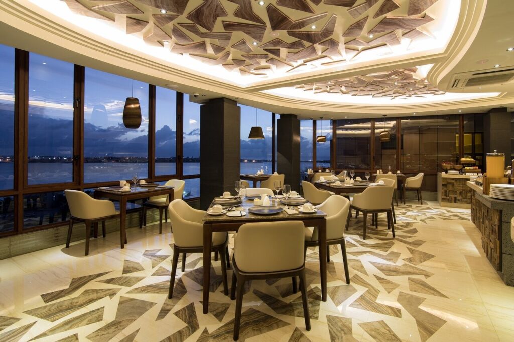 مطعم ذا كلاود المالديف