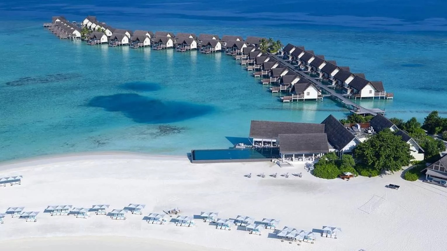 Four Seasons Resort Landaa Giraavaru