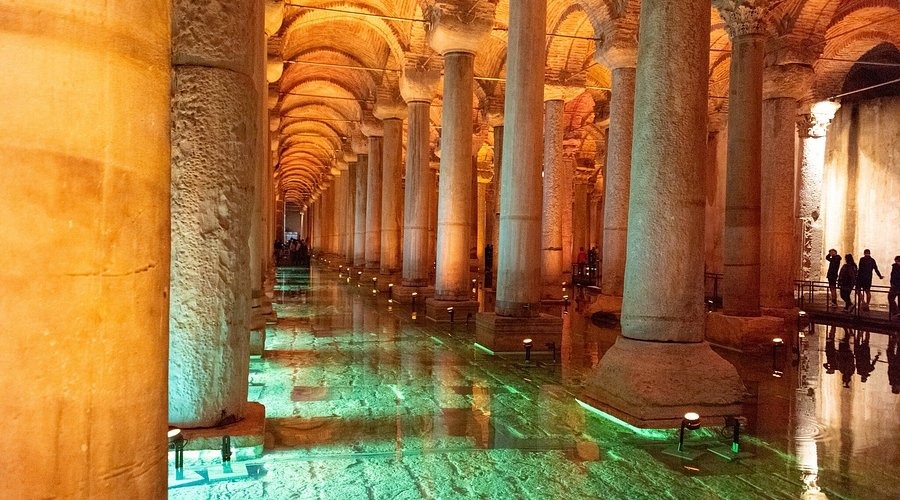 صهريج البازيليك – Basilica Cistern