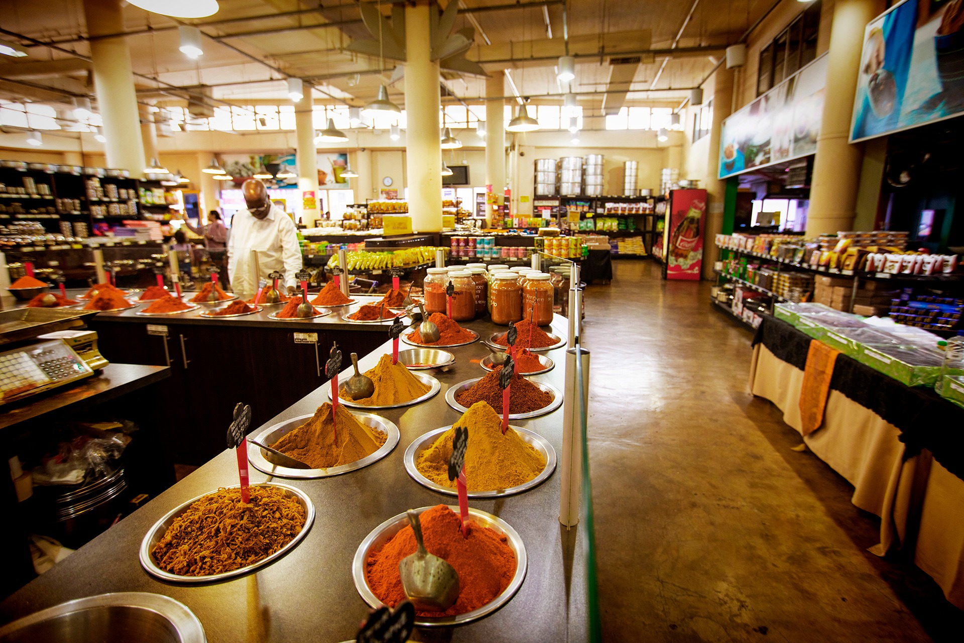 سوق شارع فيكتوريا ديربان