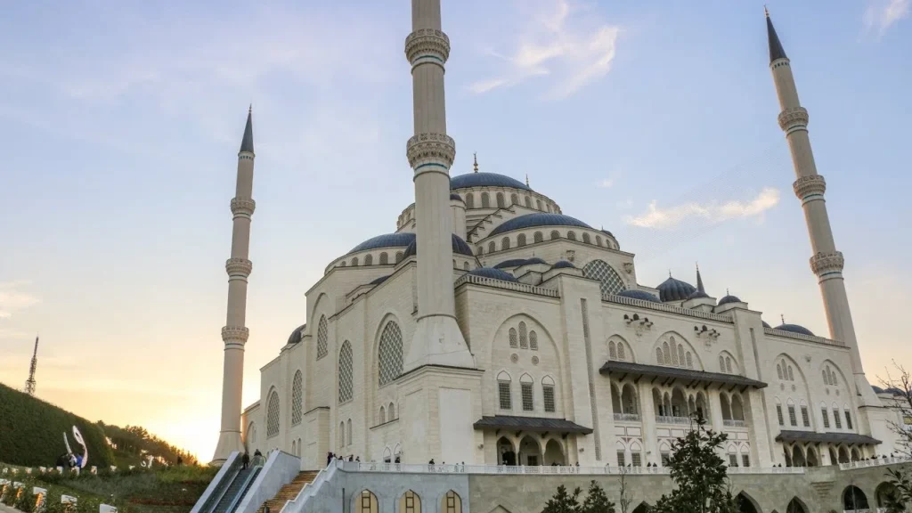 جامع تشامليجا الكبير