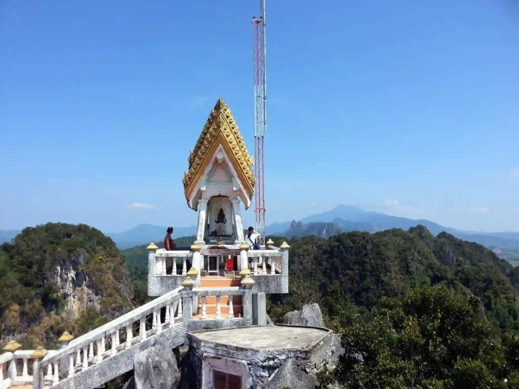 معبد كهف النمر (Wat Tham Suea) معبد كهف النمر (Wat Tham Suea)