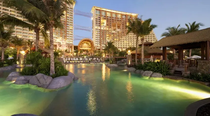 منتجع سنترال جراند ميراج (Centara Grand Mirage Beach Resort منتجع سنترال جراند ميراج (Centara Grand Mirage Beach Resort