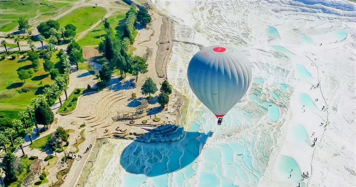 باموكالي (الينابيع الدافئة)
