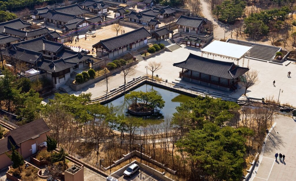 Namsangol Hanok Village