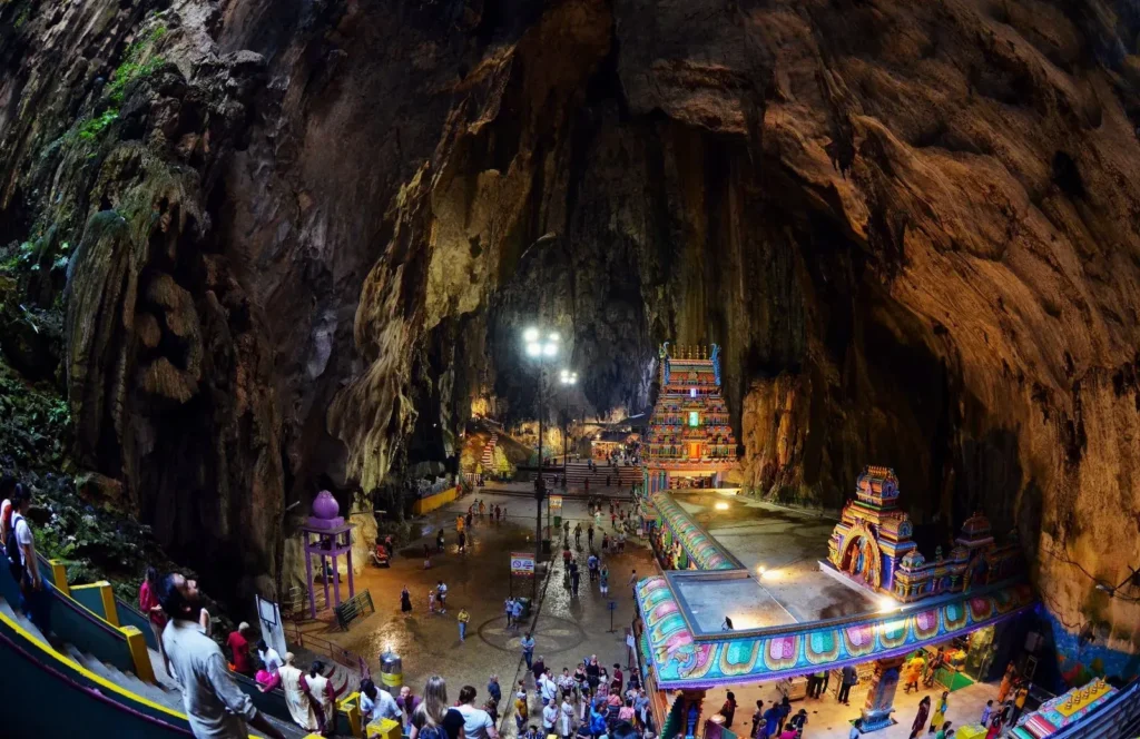 كهوف باتو (Batu Caves)