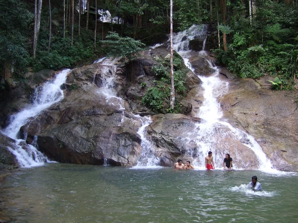 شلالات تمبلر بارك سيلانجور (Templer Park Falls)