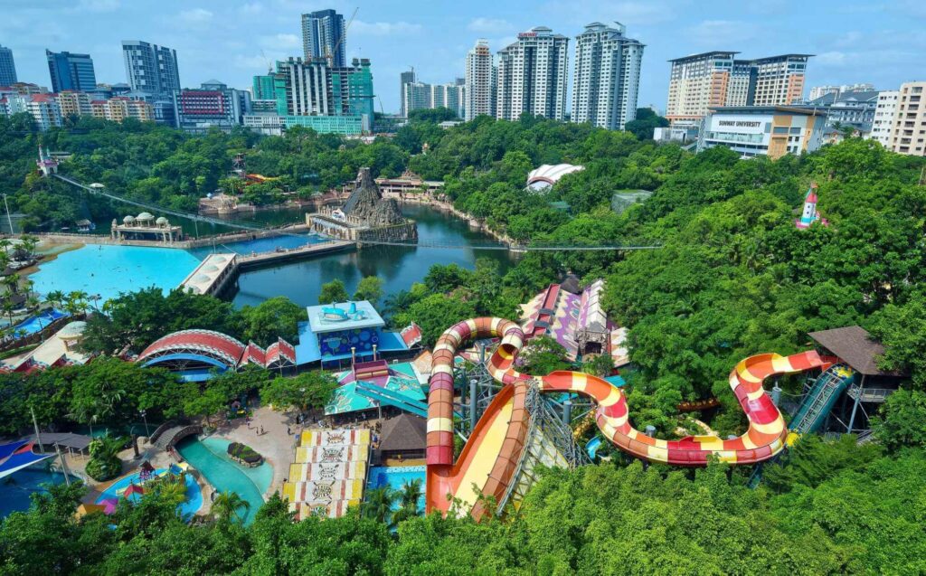 مدينة الألعاب صنواي لاجون (Sunway Lagoon
