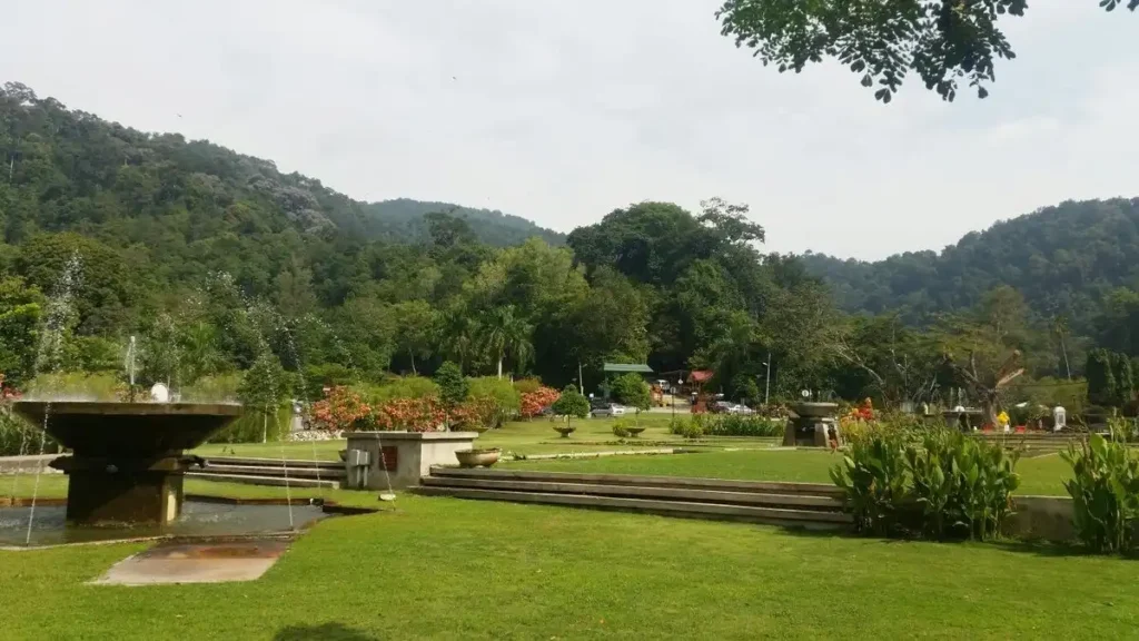 حدائق بينانج النباتية (Penang Botanical Gardens حدائق بينانج النباتية (Penang Botanical Gardens