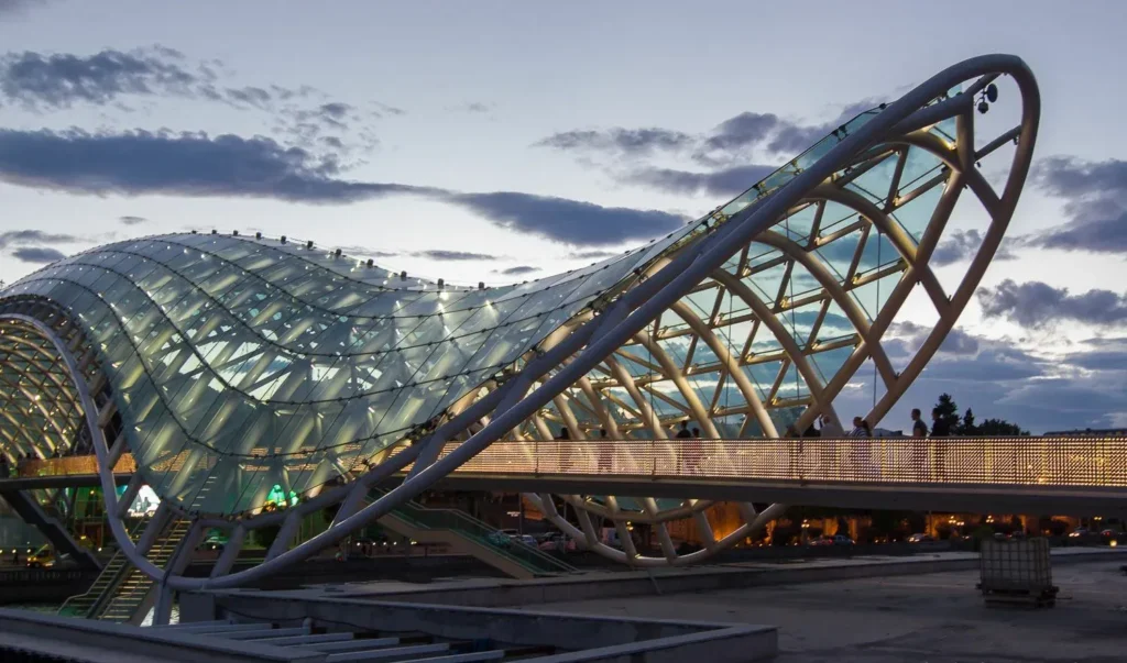جسر السلام تبليسي (Bridge of Peace)
