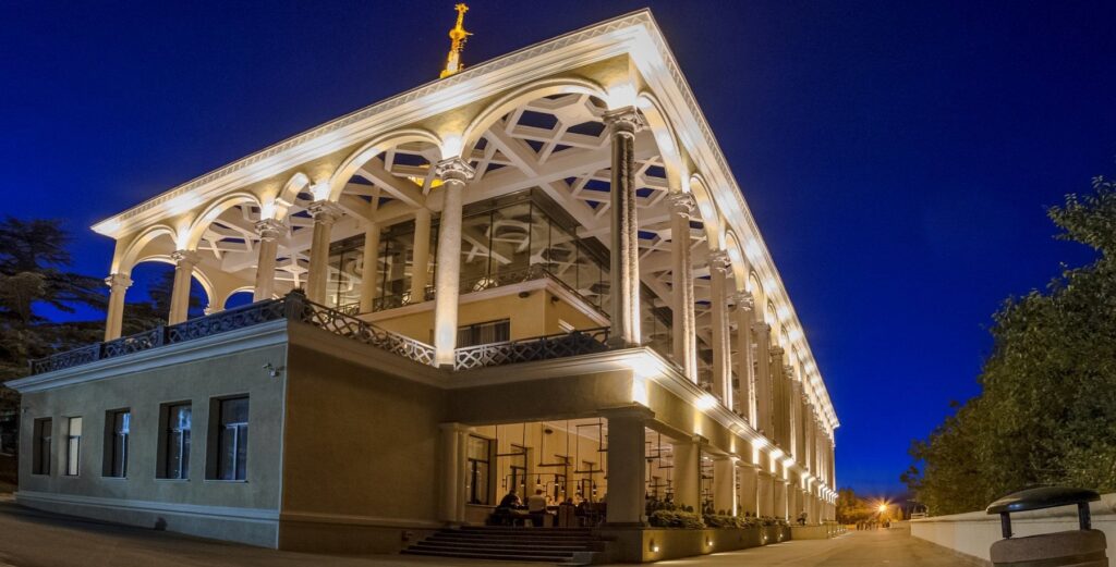 مطعم فونيكولار