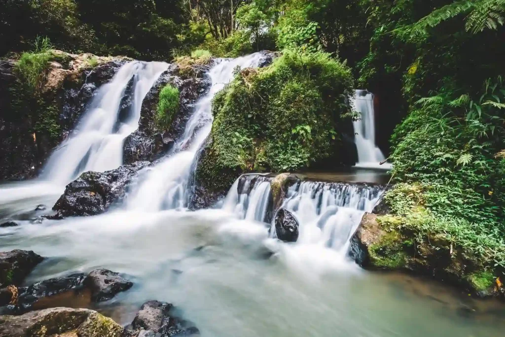 شلالات ماربيا باندونق (Maribaya Waterfall)