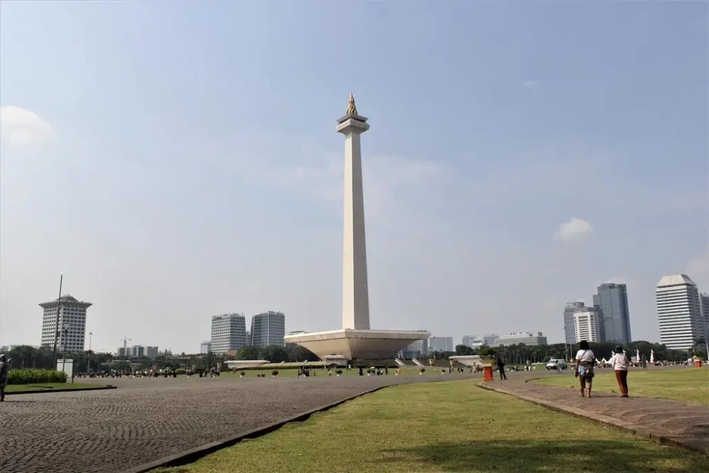 النصب الوطني موناس (MONAS)​