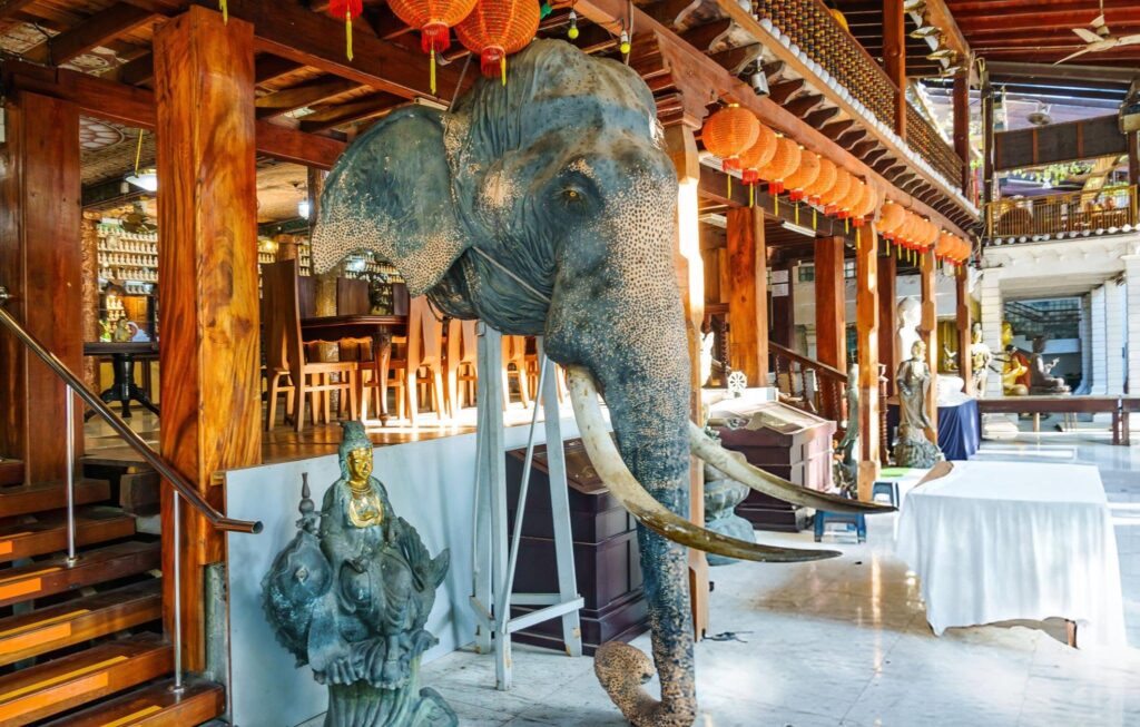 معبد جانجاراما (Gangaramaya Temple)