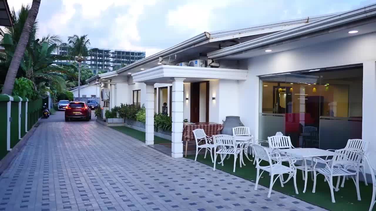 مطعم Marine Grill 