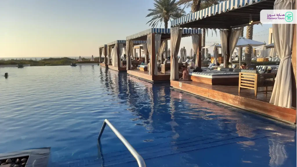 1. شاطئ السعديات أبوظبي، الإمارات